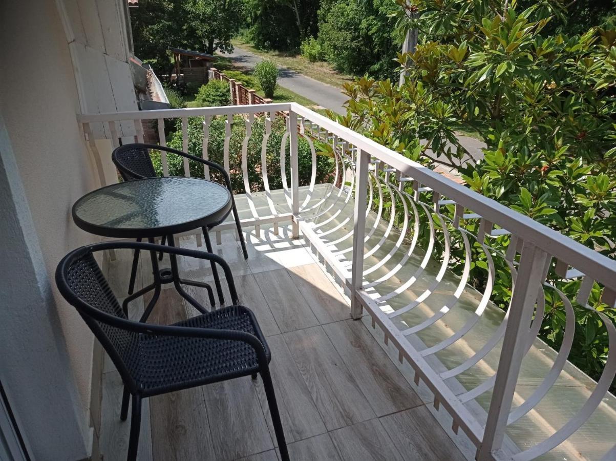 Sommer Ferienhaus Balatonszarszo Ngoại thất bức ảnh